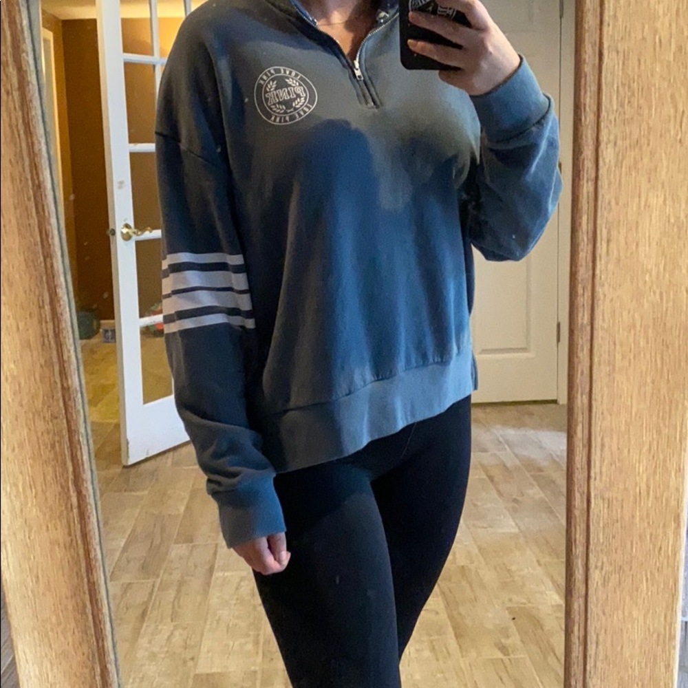 VS PINK Quarter Zip